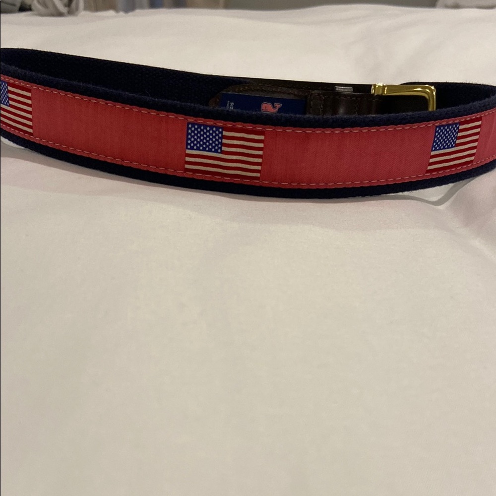 Vineyard Vines size 30 American Flag belt